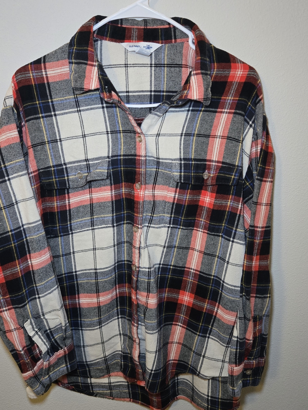Old Navy Women’s Red, Navy & Cream Plaid Long-Sleeve Shirt